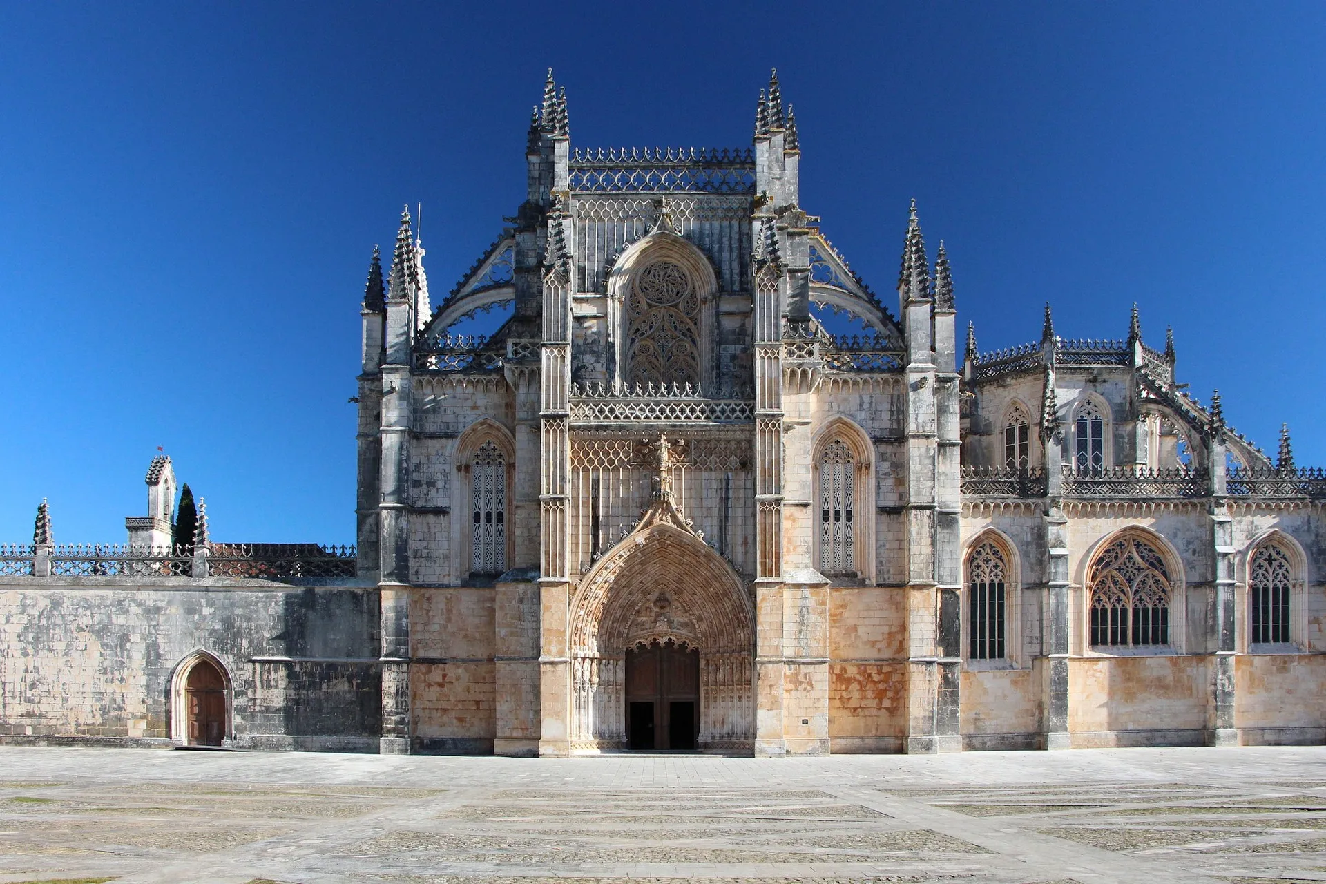 4 must see monasteries in portugal unesco guide 1