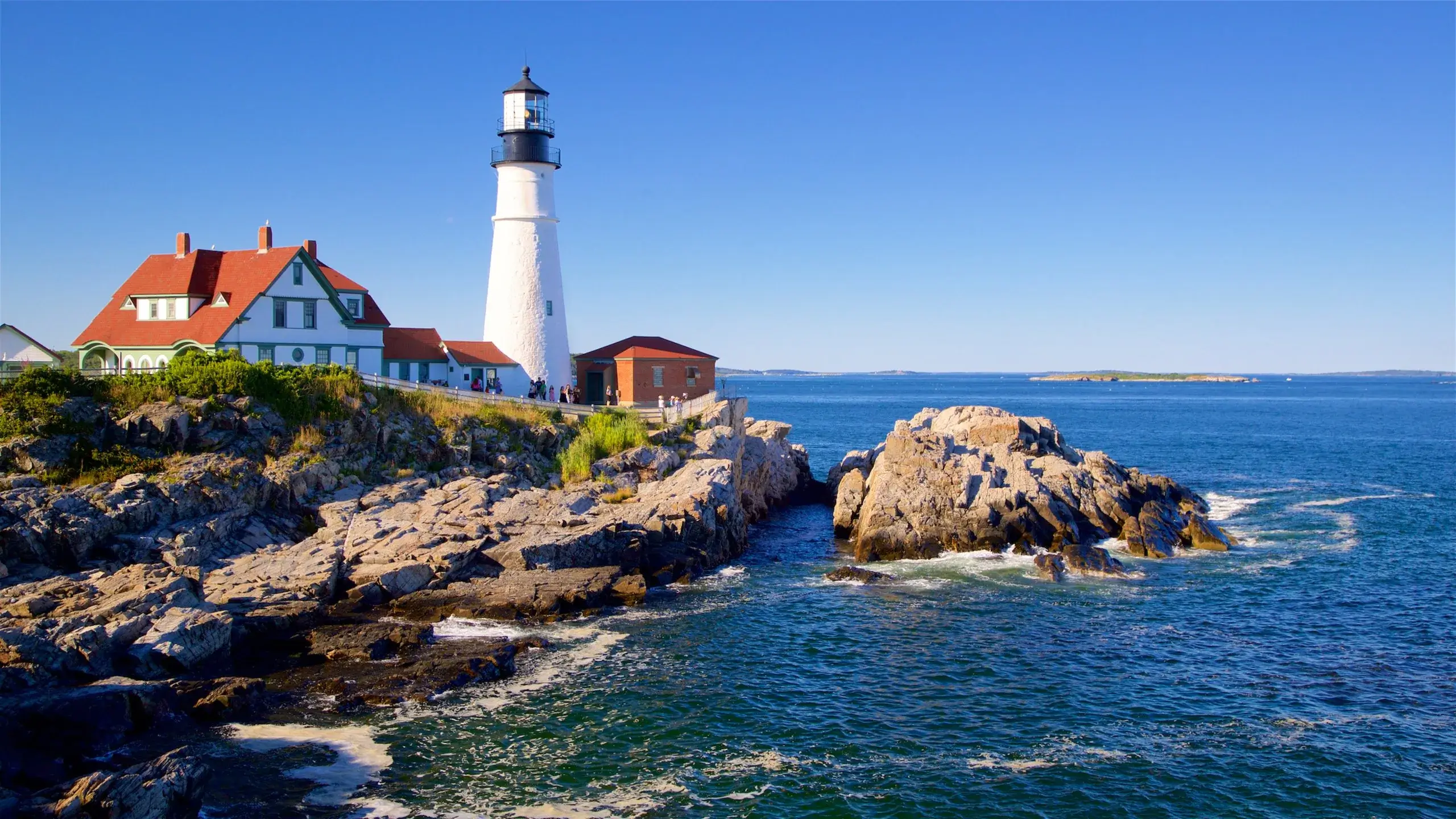 11 Best East Coast Lighthouses: Your Complete Tour Guide