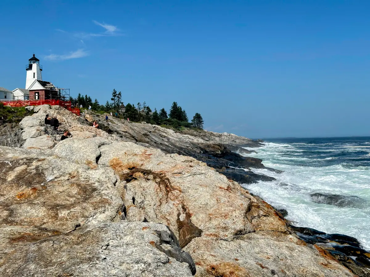 East coast lighthouse tour: 11 best stops for a perfect road trip plan 5 east coast lighthouses 2