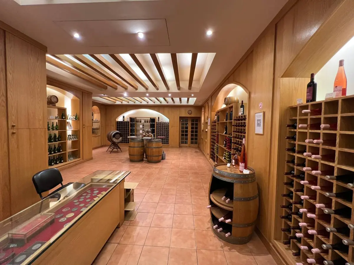 Arak Lebanon guide: 7 facts about the milk of lions 6 arak lebanon 9 essential facts about the levant spirit 3