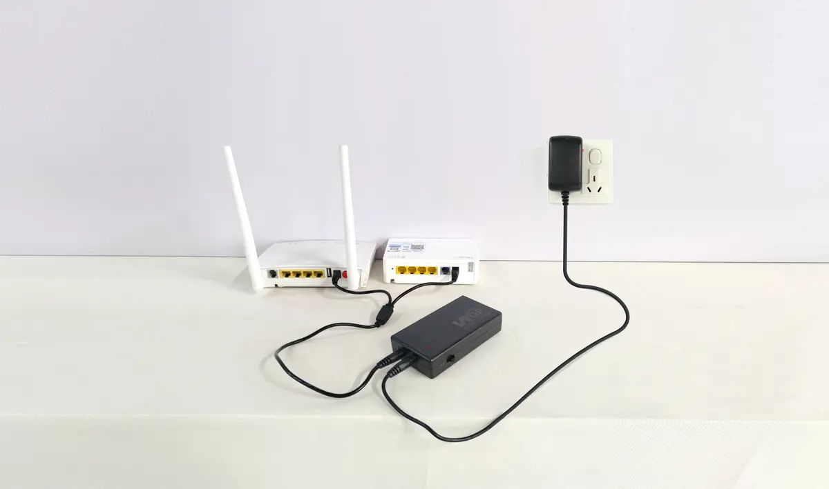 Electricity in Lebanon for tourists: 7 survival tips 7 News - How to use mini UPS?