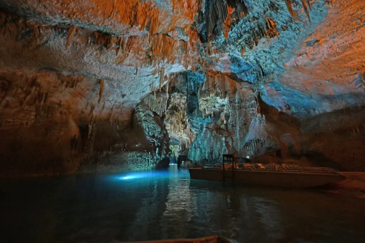 jeita grotto travel guide 9 tips for a perfect visit 3