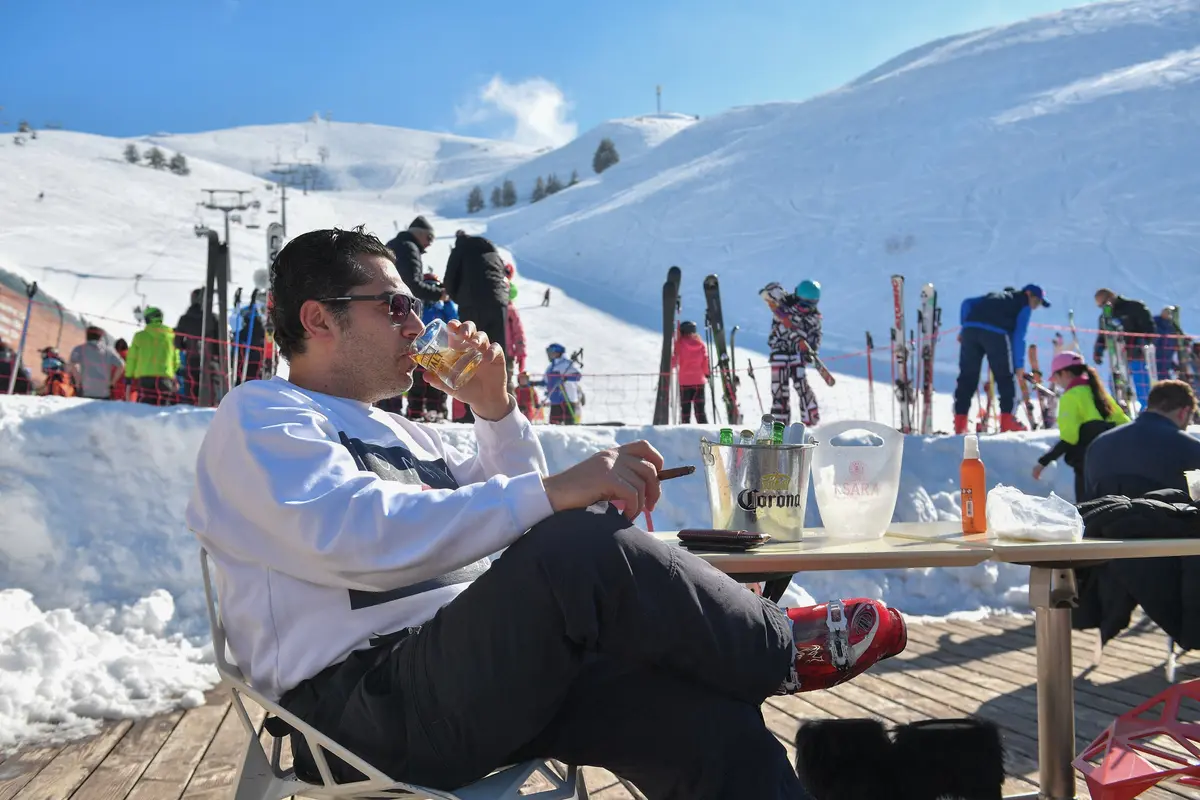 Lebanon dance guide: 9 ways to experience dabke and nightlife 9 lebanon dance guide 9 ways to experience dabke and nightlife 6