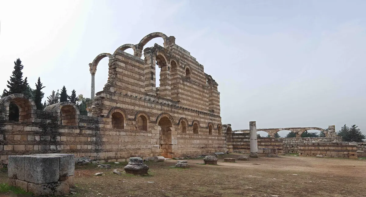 Anjar Ruins: 5 Things to Know Before Visiting (Full Guide) 3 anjar ruins 7 tips for visiting lebanons umayyad gem 1