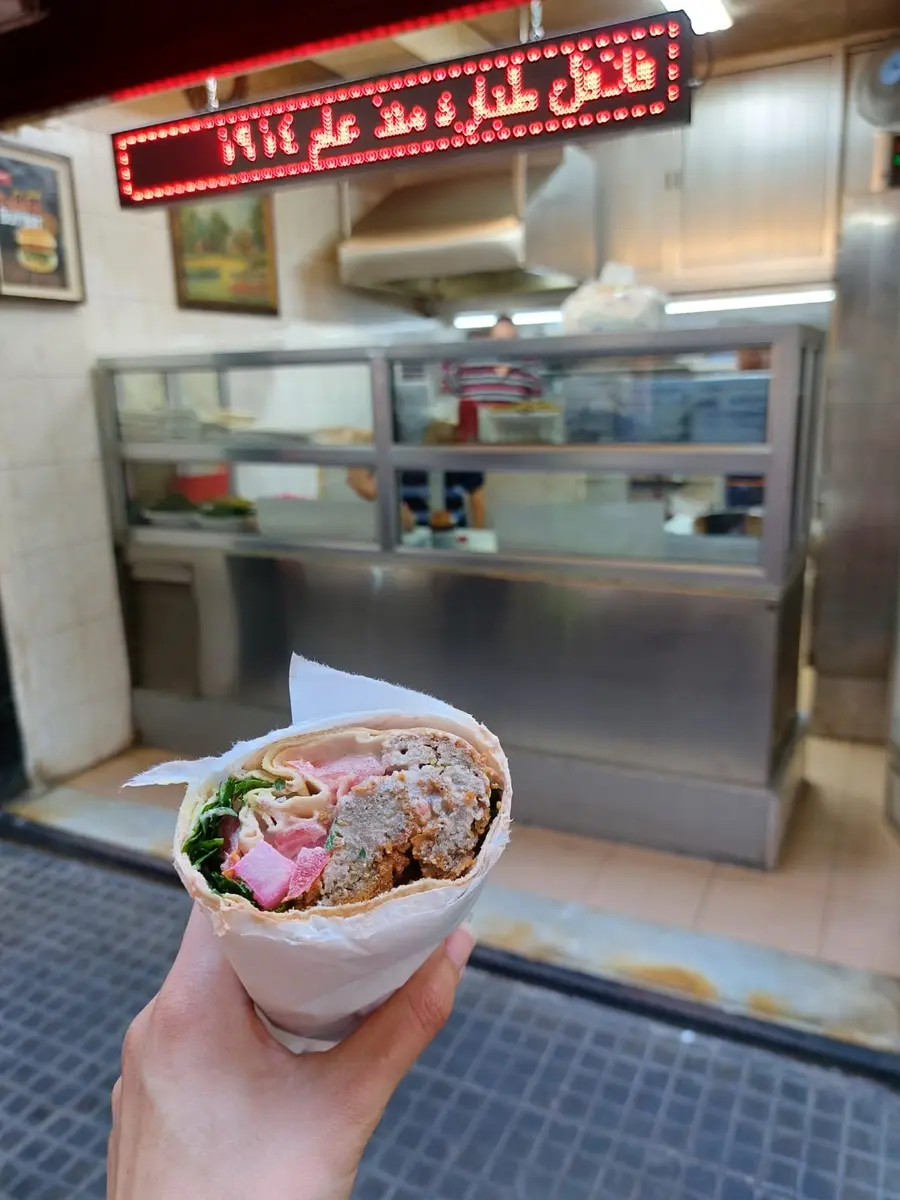 Best Falafel in Beirut: 5 Spots Locals Swear By (The Truth) 7 best falafel in beirut 5 legendary crispy spots 4