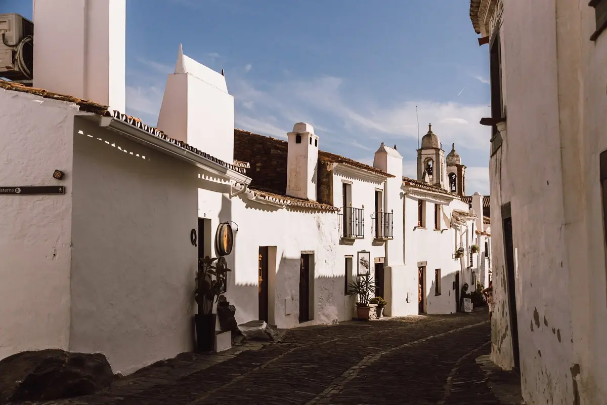 Do they speak English in Portugal? 7 language tips 5 do they speak english in portugal 7 language tips 2