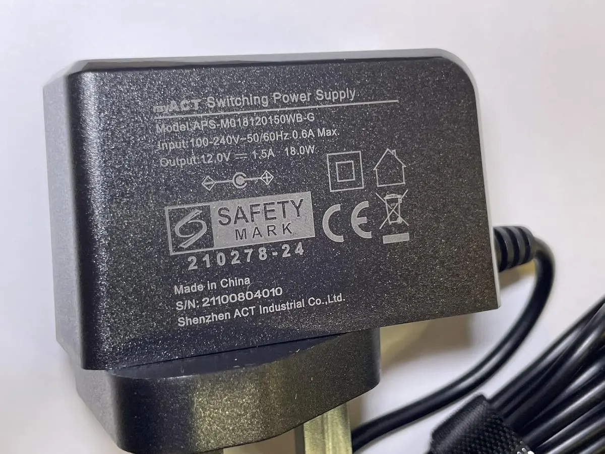 Electrical adapters for Portugal: 7 vital tips for US travelers 4 electrical adapters for portugal 7 vital tips for us travelers 1