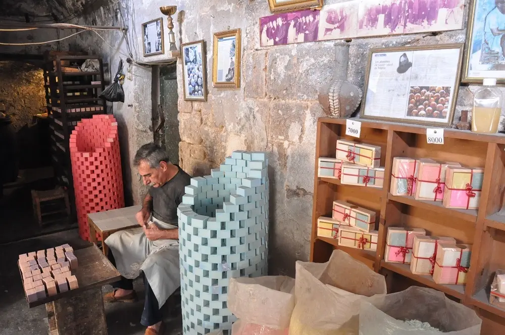 what to buy in lebanon 9 best souvenirs and gift guide 2