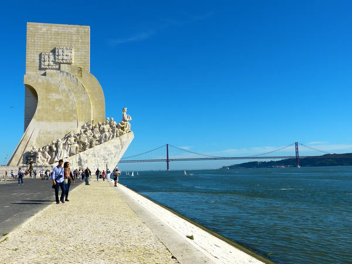 Accessible Travel Lisbon: The Brutal Truth (Best Guide) 5 accessible travel lisbon the brutal truth best guide 2