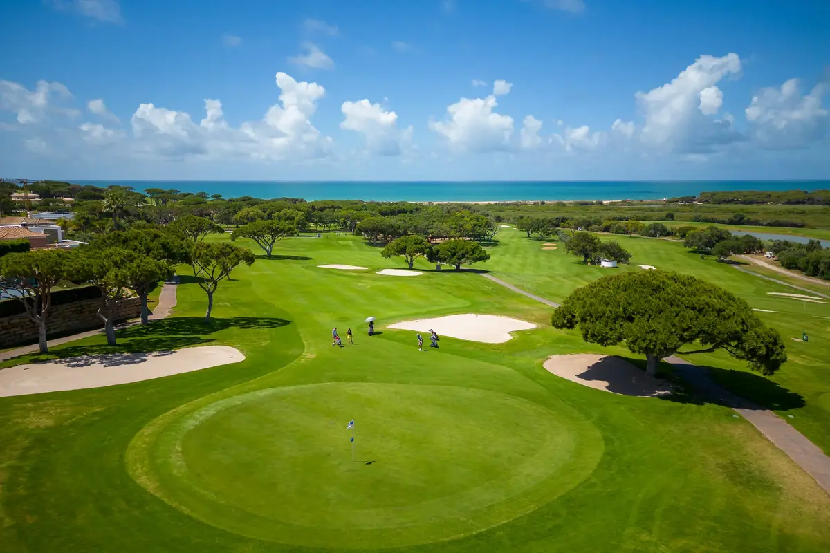 Golf in the Algarve: 17 Best Courses (And Hidden Costs) 8 Ocean Golf Course | Vale do Lobo
