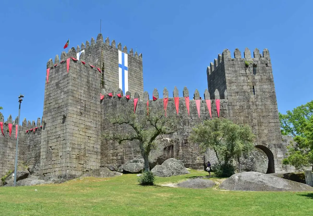 Guimarães Portugal: 7 Reasons To Visit The Birthplace 4 guimaraes portugal 7 reasons to visit the birthplace 1