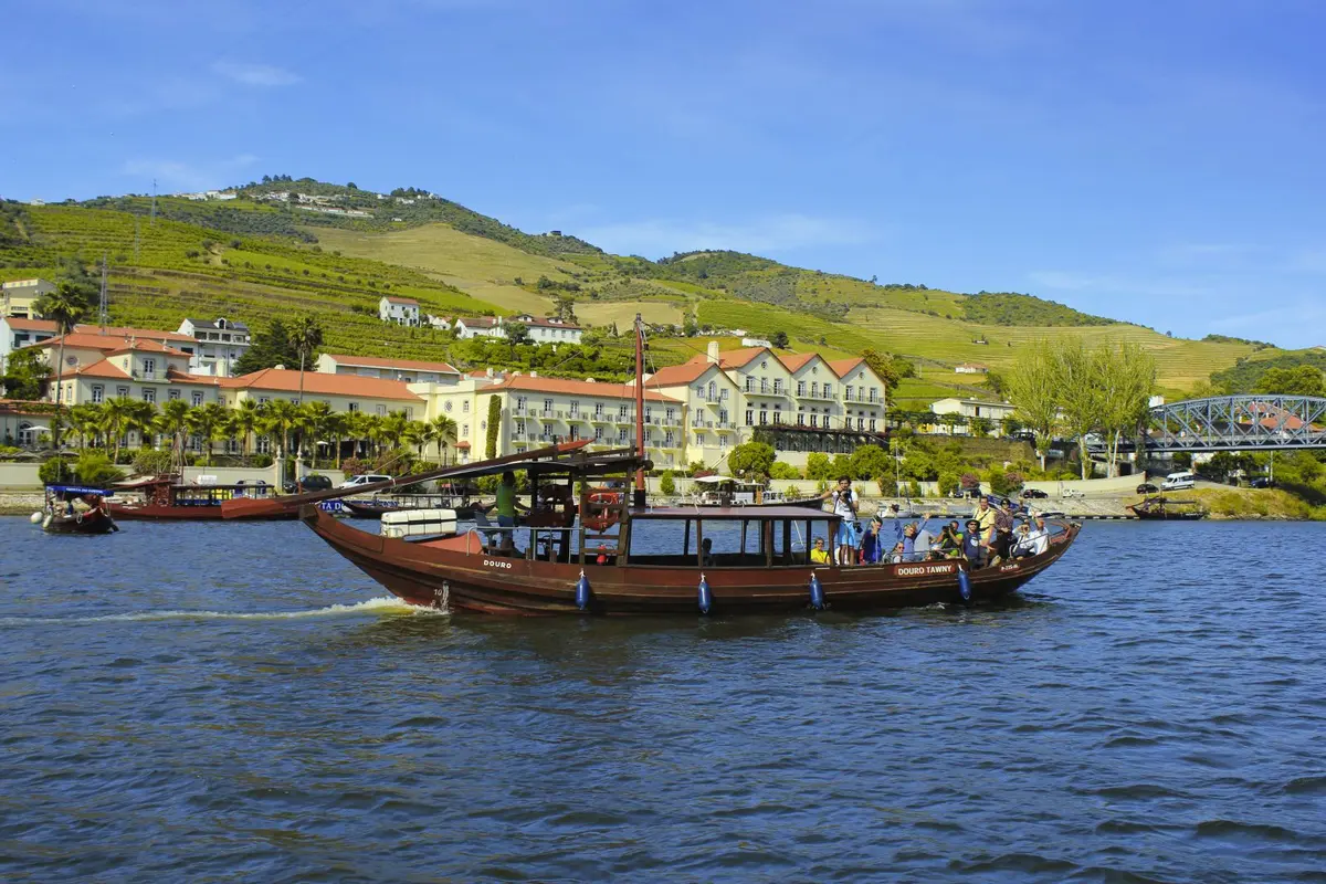 porto to douro valley 4 ways to go and 1 to avoid 3