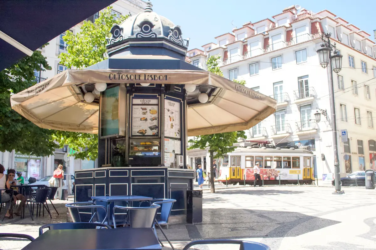 Portugal with Kids: The Complete Logistics Guide (Safety) 8 portugal with kids the complete logistics guide safety 6