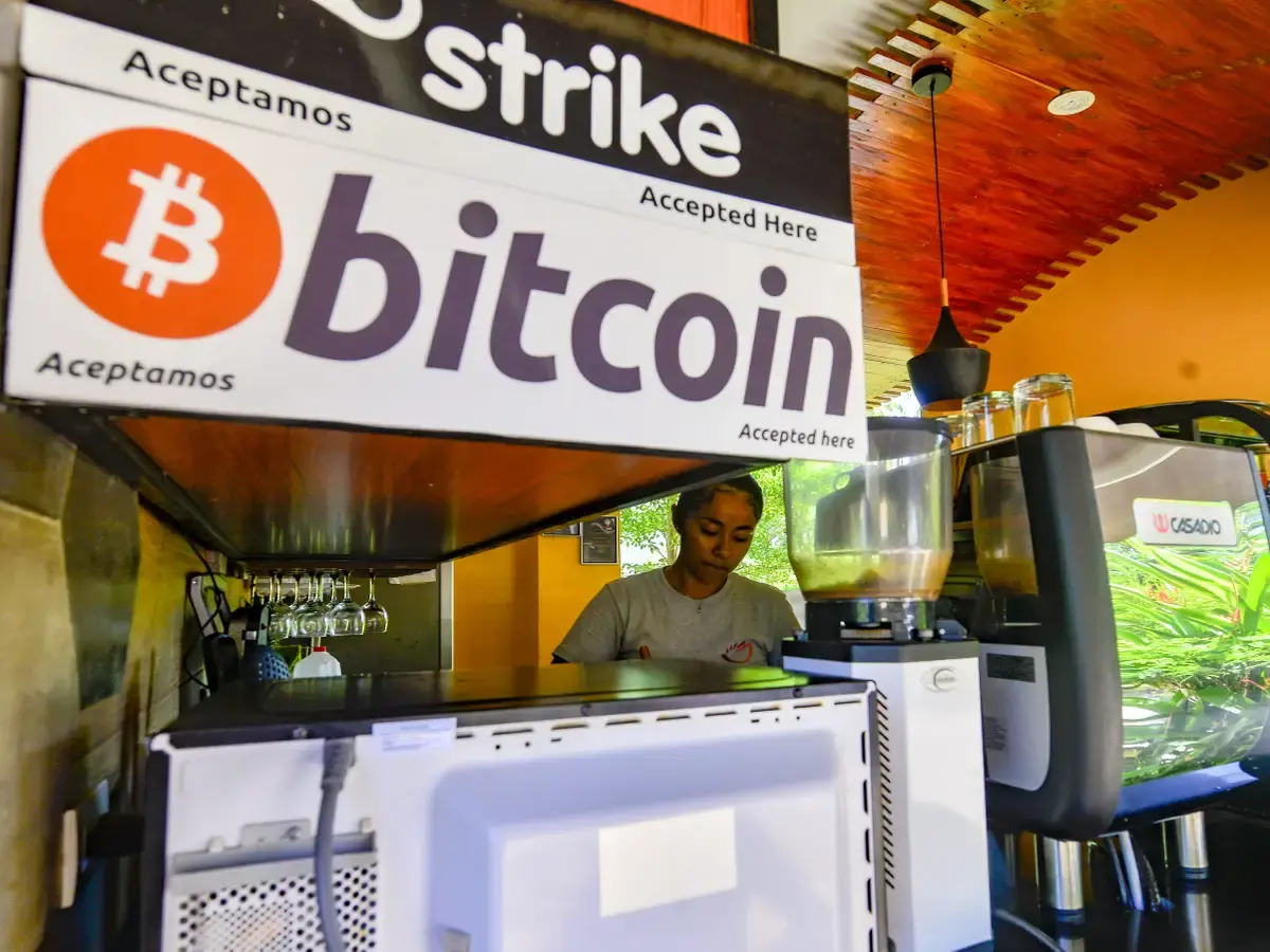 el salvador currency usd bitcoin and travel money 2
