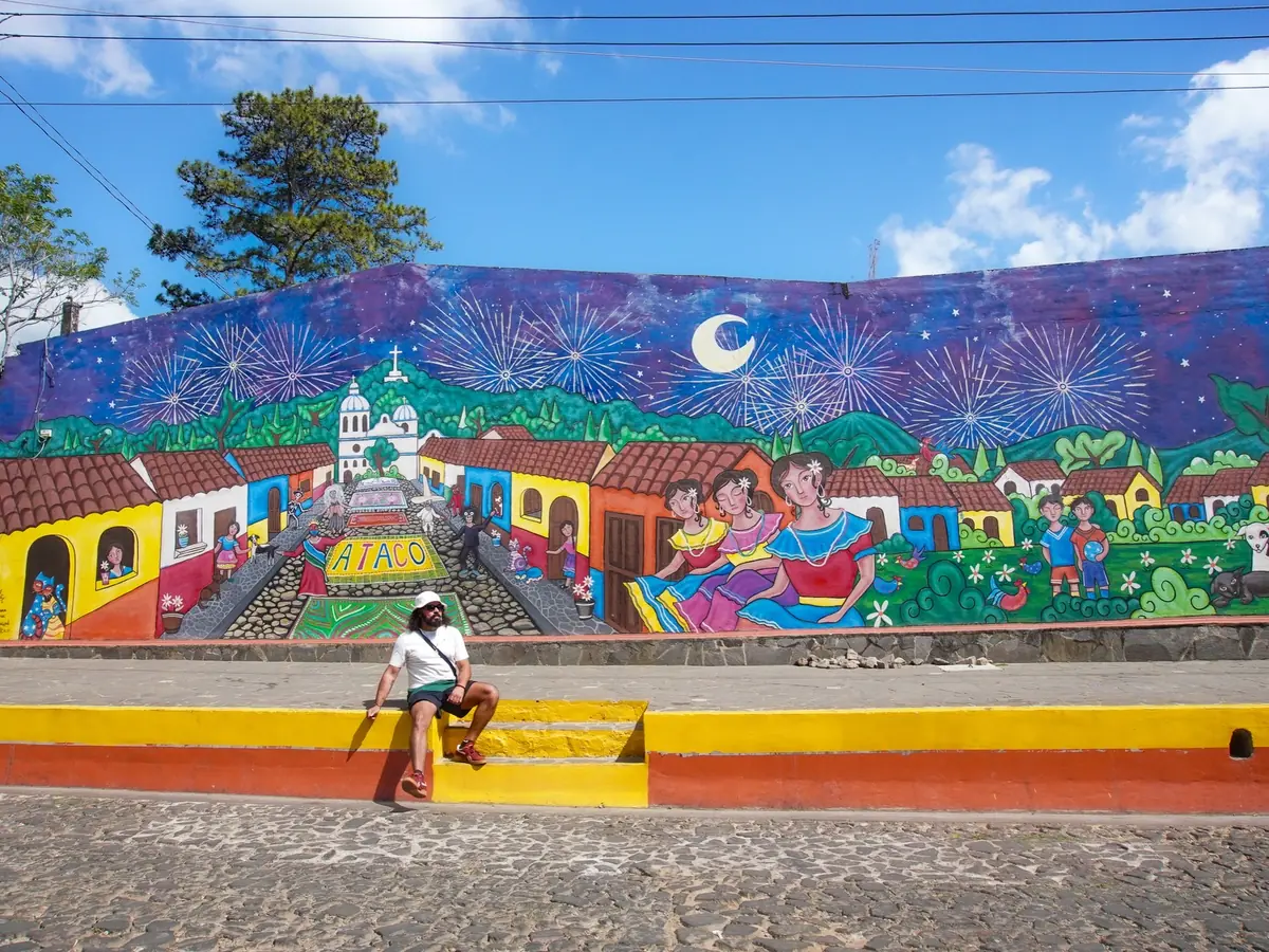 El Salvador Packing List: Surf, Volcano & City Essentials 10 el salvador packing list surf volcano city essentials 6