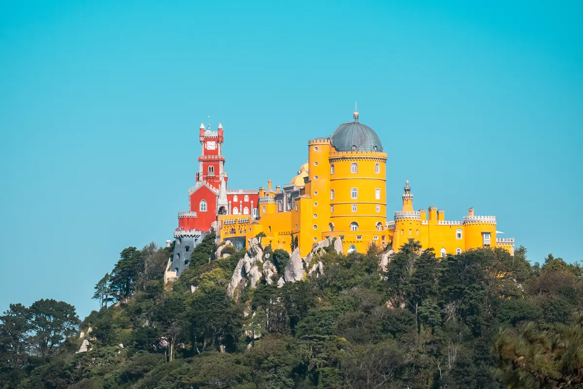 Best Places to Visit in Portugal — 6 Regions Ranked 9 best places to visit in portugal 6 regions ranked 7