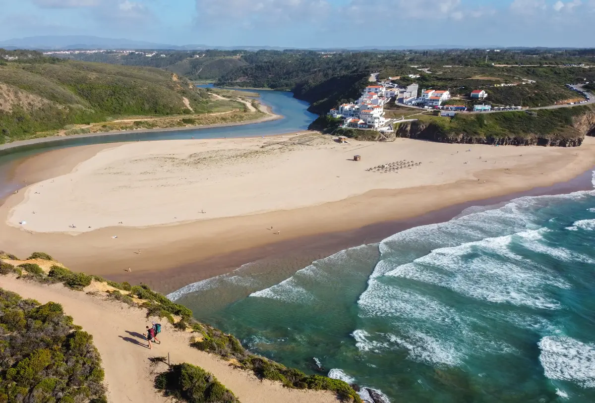Best Portugal Beaches: Honest Picks for American Travelers 14 best portugal beaches honest picks for american travelers 12