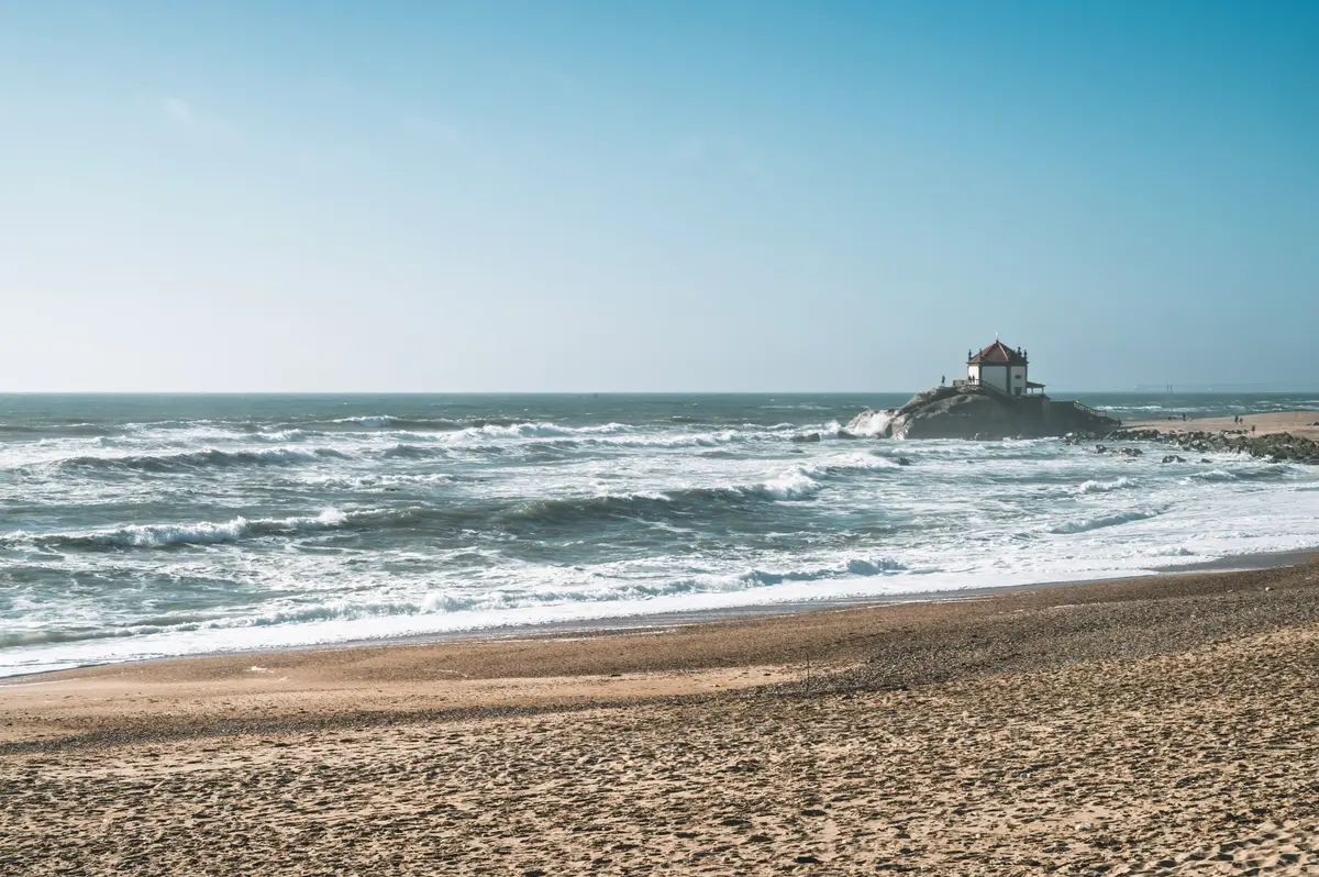 Best Portugal Beaches: Honest Picks for American Travelers 16 best portugal beaches honest picks for american travelers 14