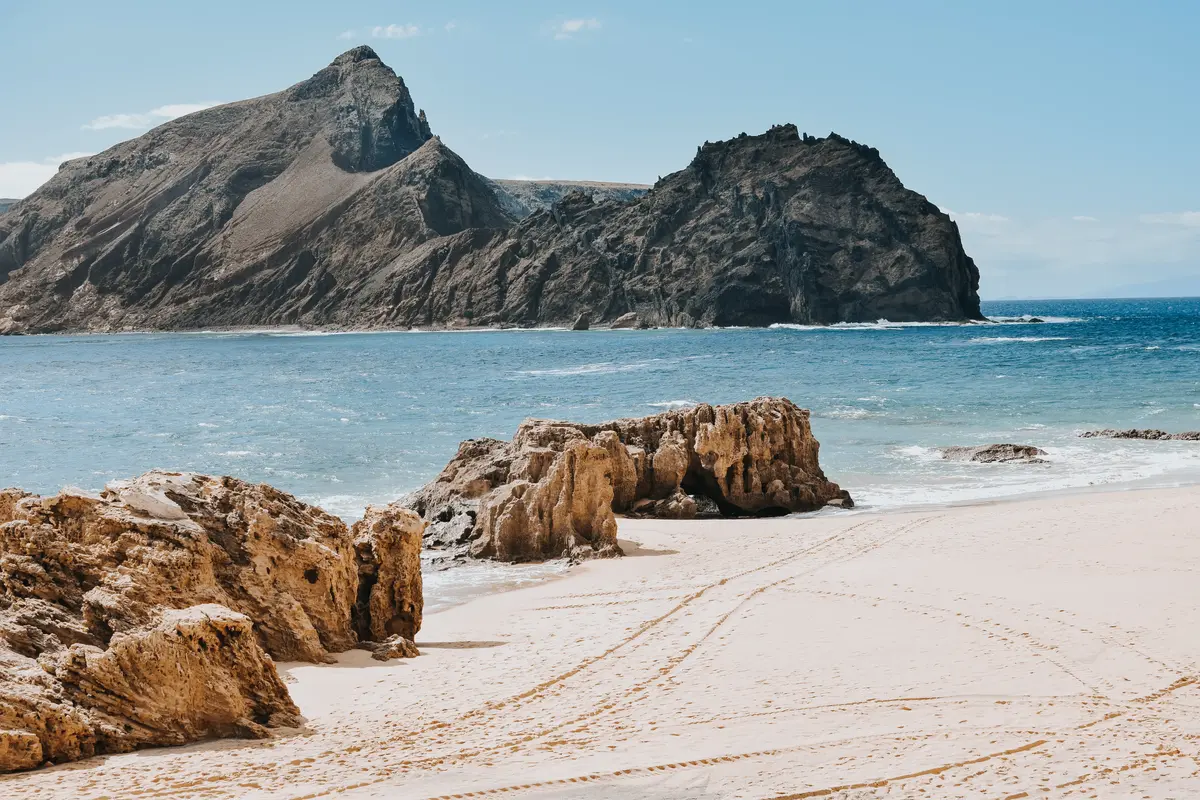Best Portugal Beaches: Honest Picks for American Travelers 17 best portugal beaches honest picks for american travelers 15