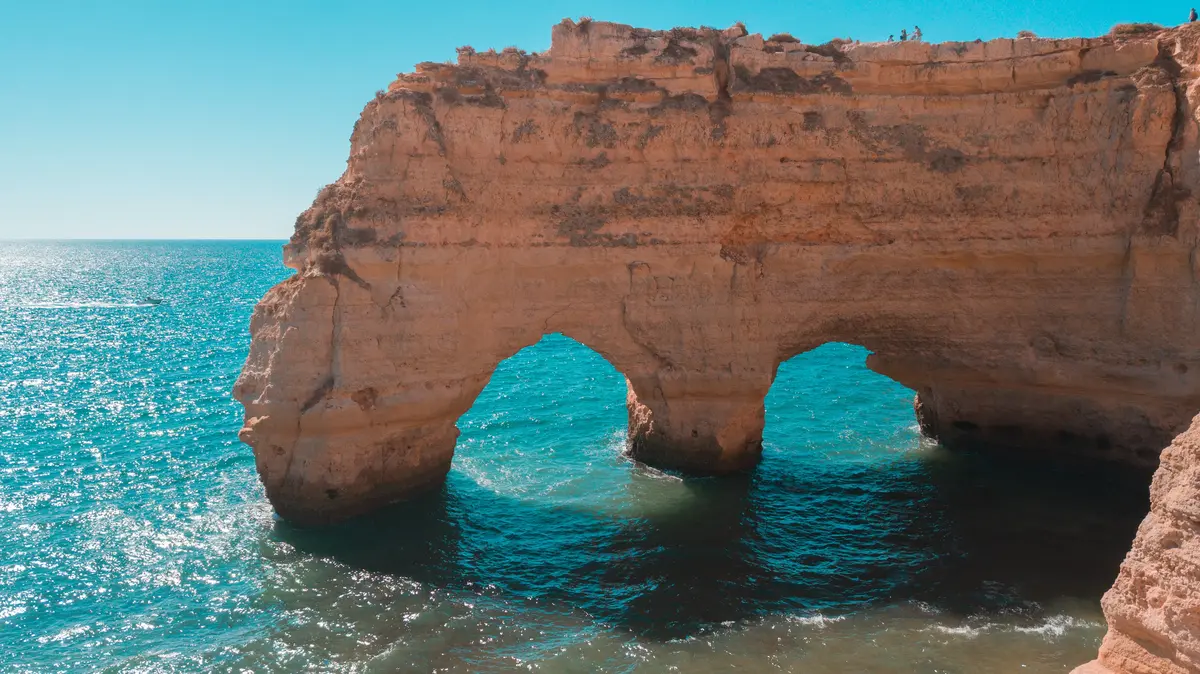 Best Portugal Beaches: Honest Picks for American Travelers 4 best portugal beaches honest picks for american travelers 2