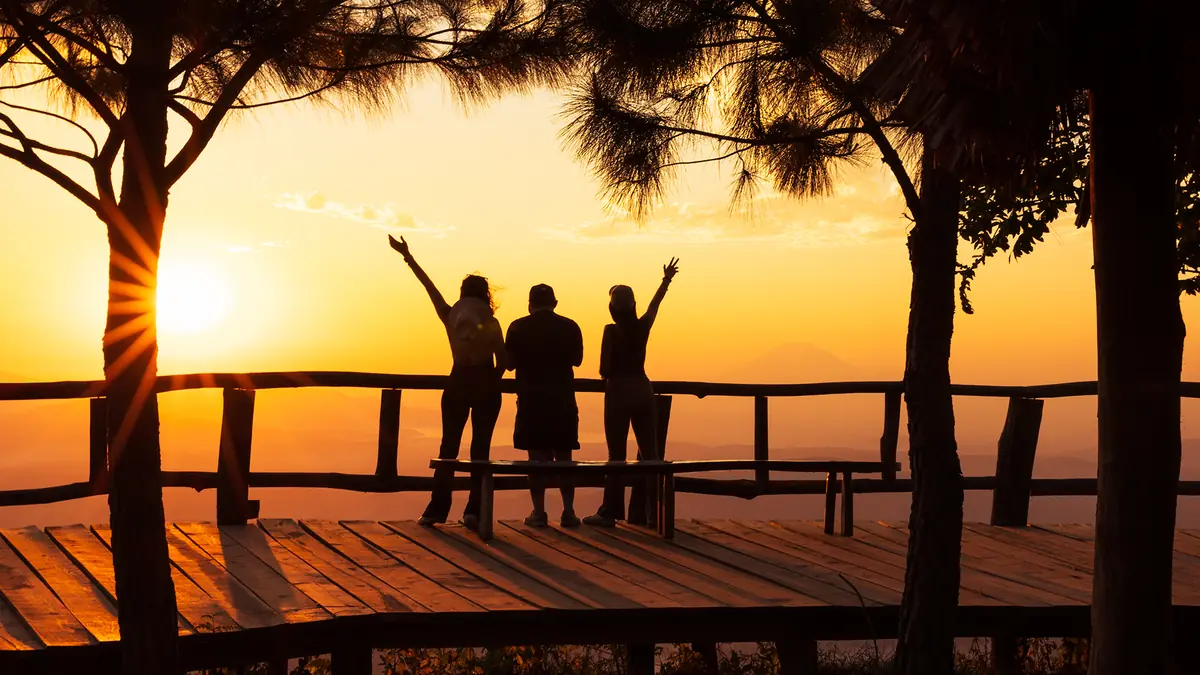 conchagua volcano sunrise over three countries 5