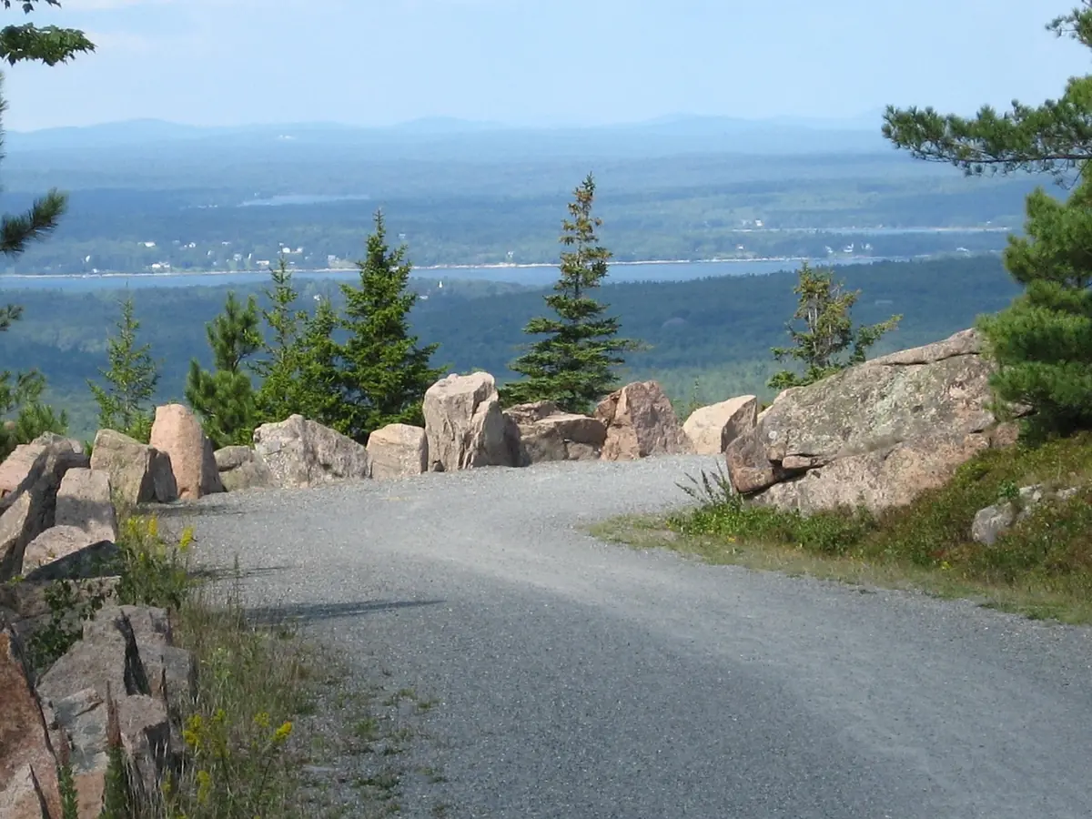 East Coast Cycling: 8 Routes Worth It (and 1 to Skip) 8 east coast cycling routes 7 worth the trip and what to skip 5