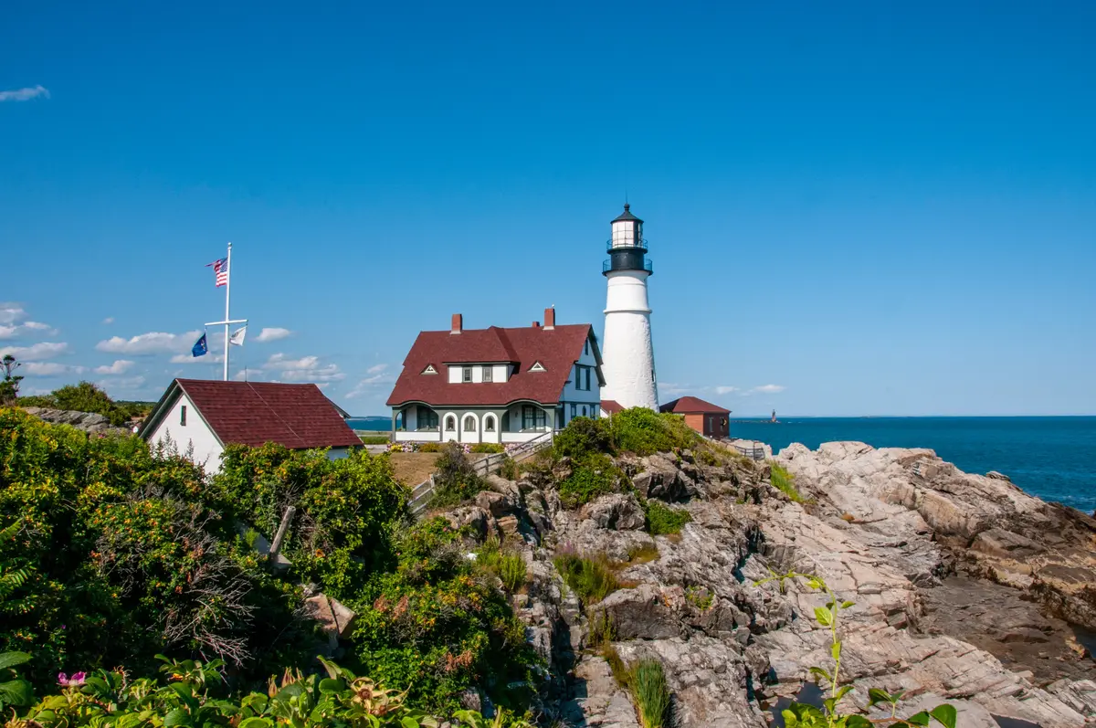 East Coast Lighthouse Tour: The 1,600-Mile Route Guide