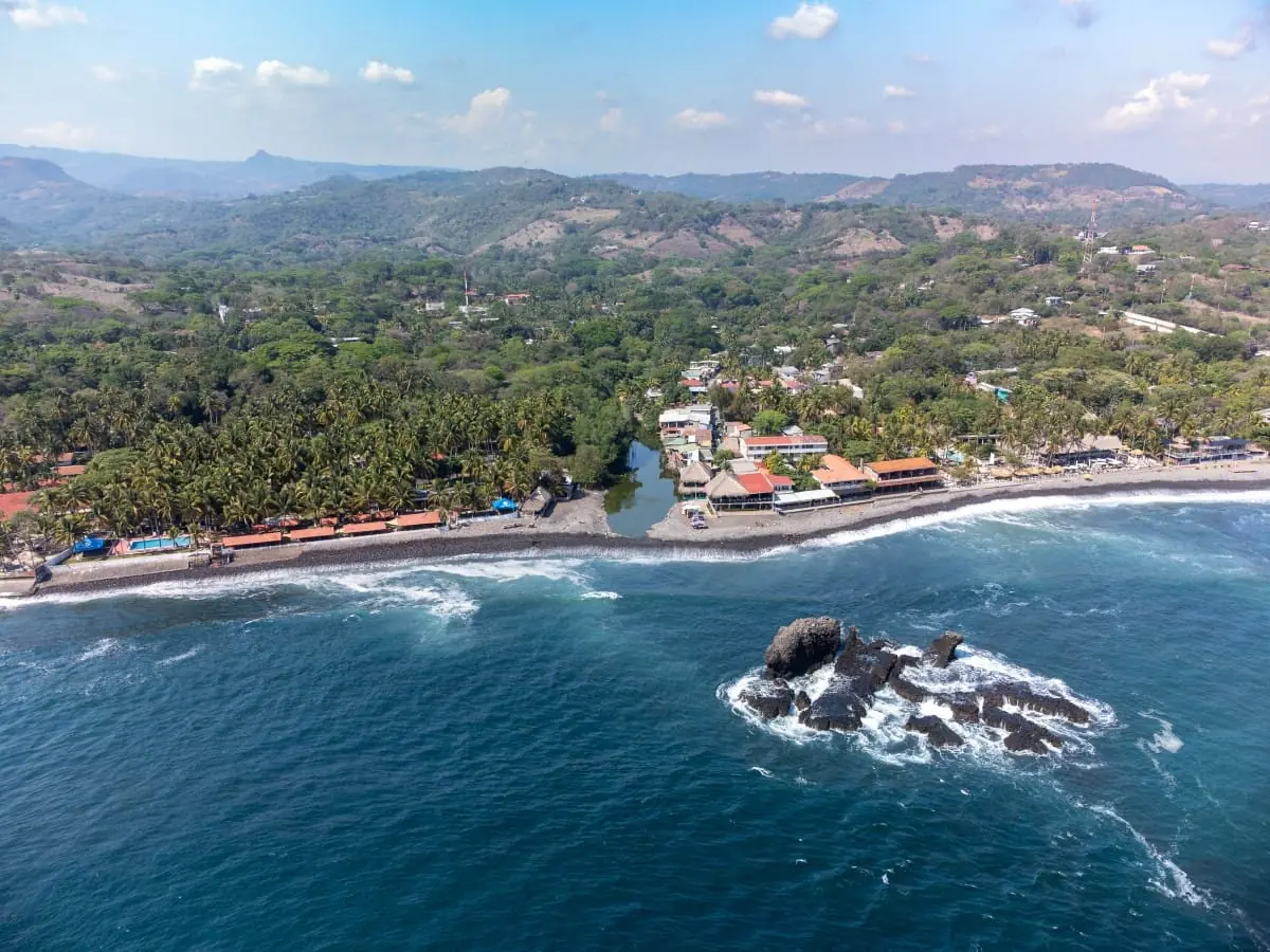 getting around el salvador real fares and routes