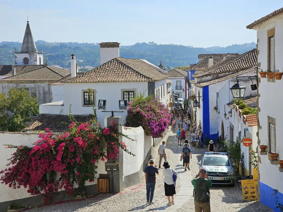 Óbidos, Portugal: Best Lisbon Day Trip (And When to Stay) 4 obidos portugal stay overnight or miss the real town 1