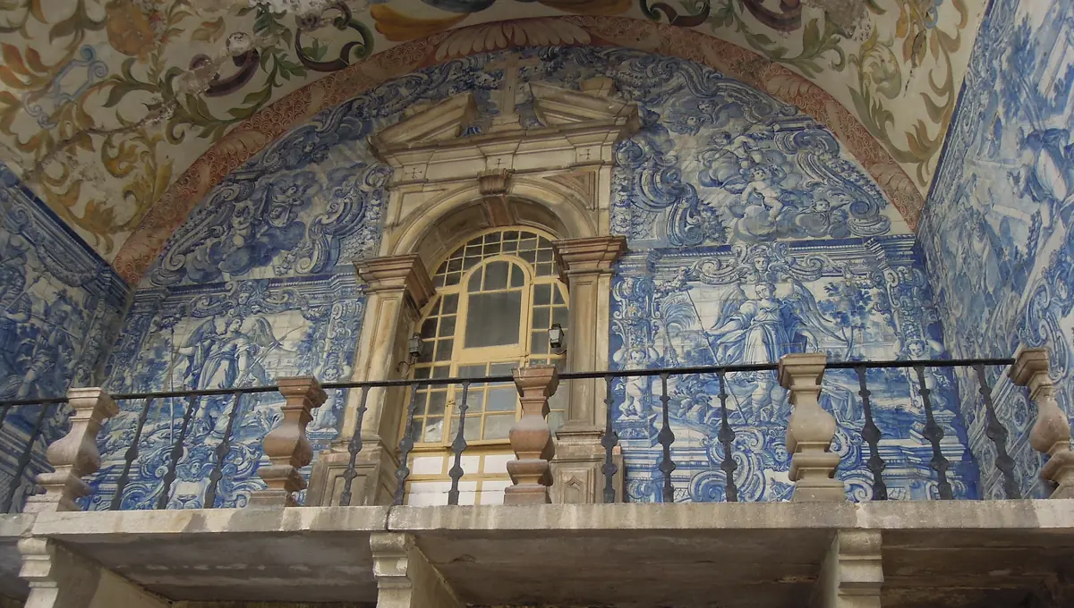 Óbidos, Portugal: Best Lisbon Day Trip (And When to Stay) 7 obidos portugal stay overnight or miss the real town 4