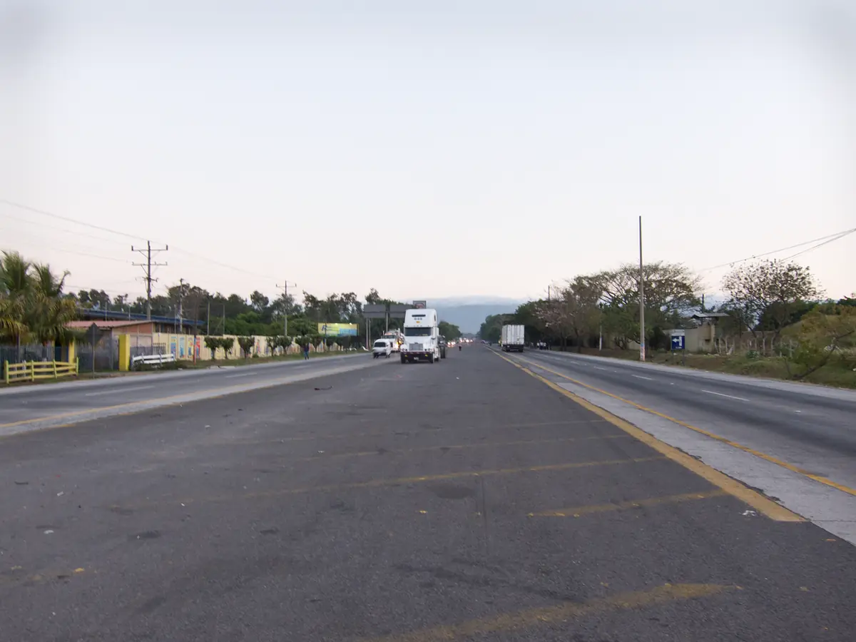 renting a car in el salvador costs rules and routes 3