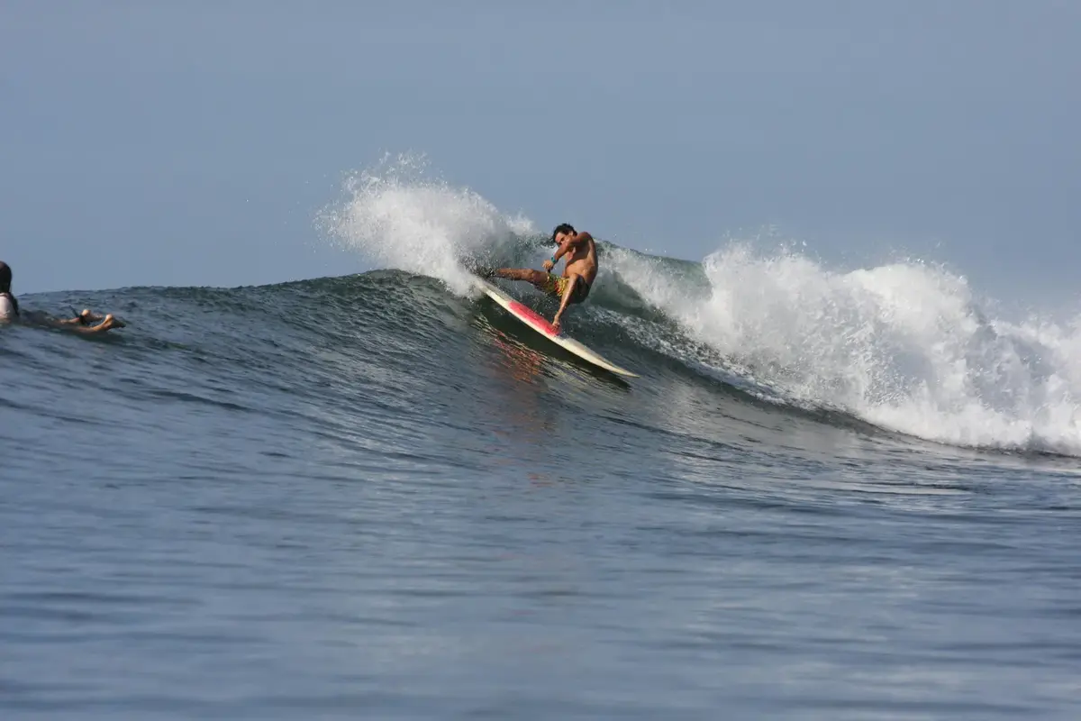 Surf City El Salvador: best breaks, costs, and safety 7 surf city el salvador best breaks costs and safety 4