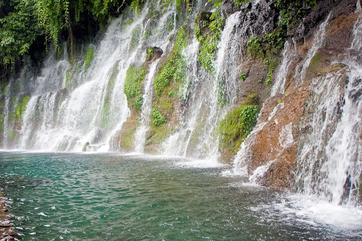 where to stay in el salvador 7 areas real prices 10