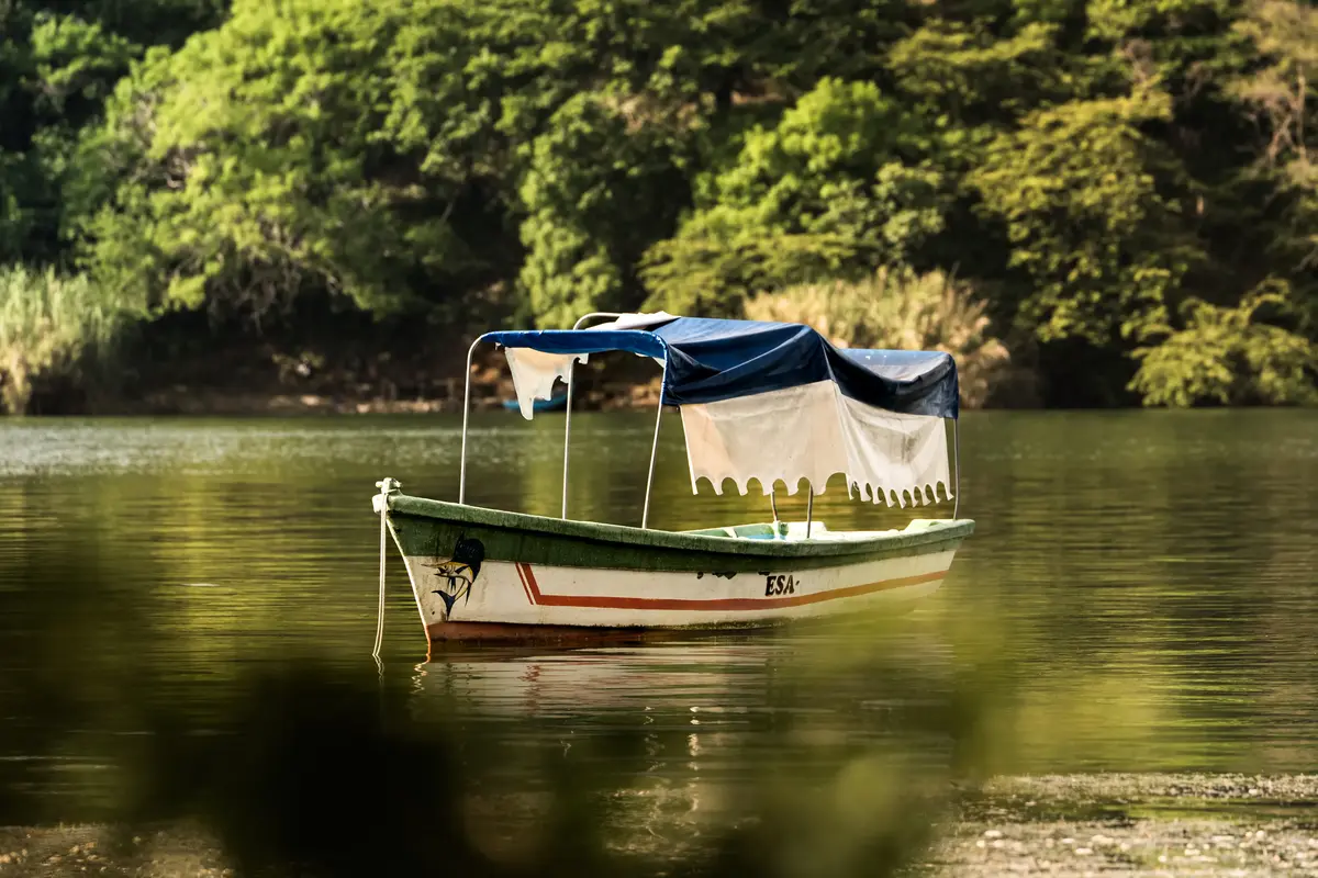 Lake Ilopango: Crater Lake, Diving, and Real Prices 6 lake ilopango crater lake diving and real prices 3