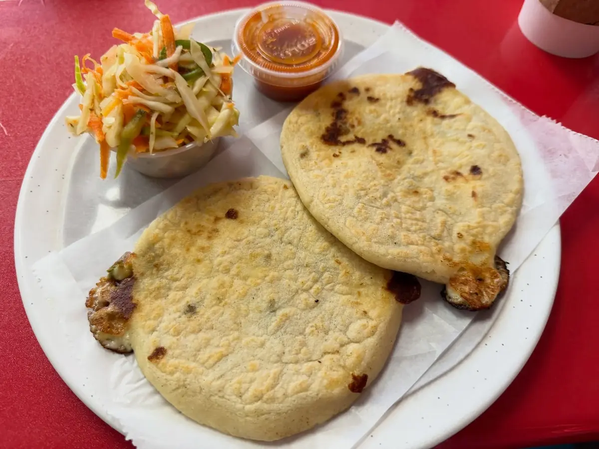 Pupusas Olocuilta: Worth the Layover? (With Prices) 6 pupusas olocuilta worth the layover with prices 3