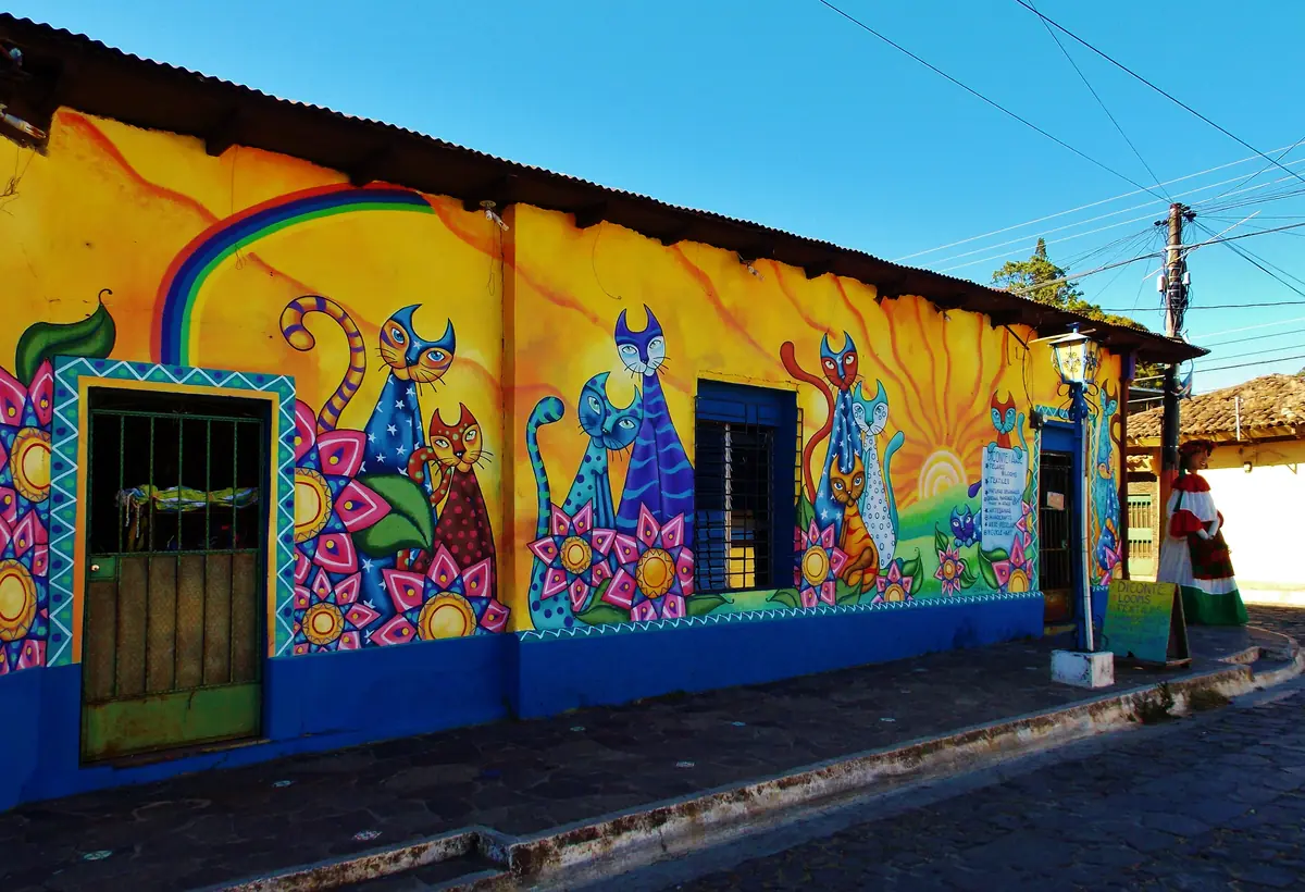 solo female travel el salvador safe with caveats 5