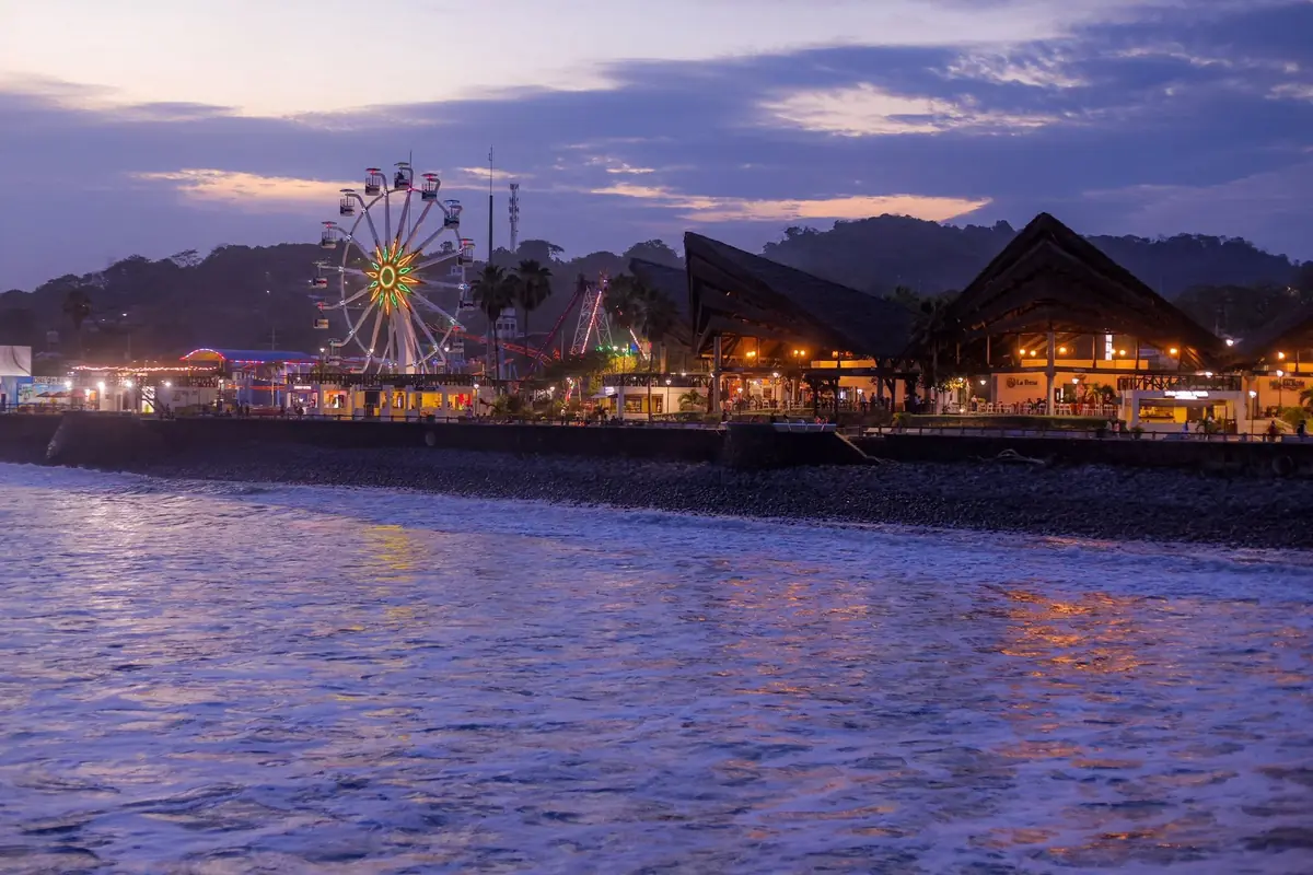 Sunset Park El Salvador: 5 Rides and a $3 Ferris Wheel 3 sunset park el salvador 5 rides and a 3 ferris wheel