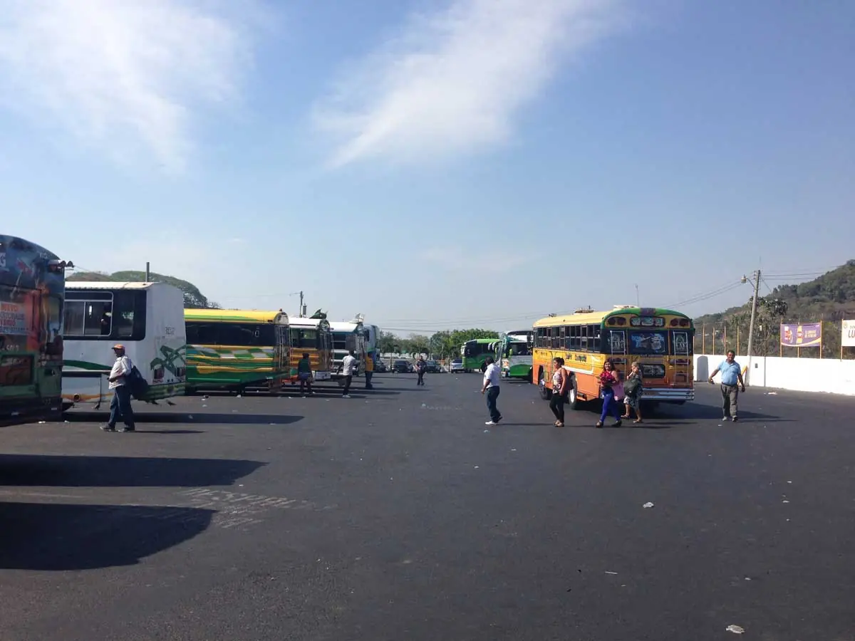chicken buses in el salvador routes fares and safety 1