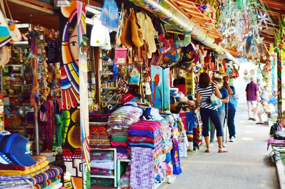 El Salvador Spanish Phrases: A Voseo and Caliche Guide 4 el salvador spanish phrases a voseo and caliche guide 2