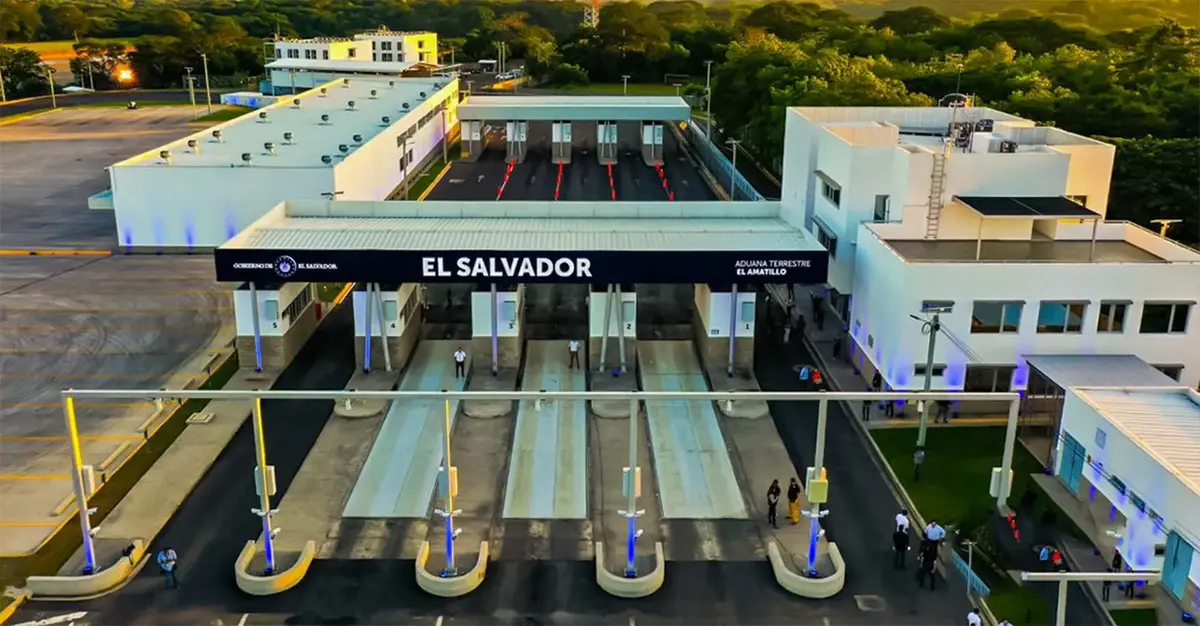 El Salvador to Guatemala Border Crossing: A Field Guide 6 el salvador to guatemala border crossing a field guide 4