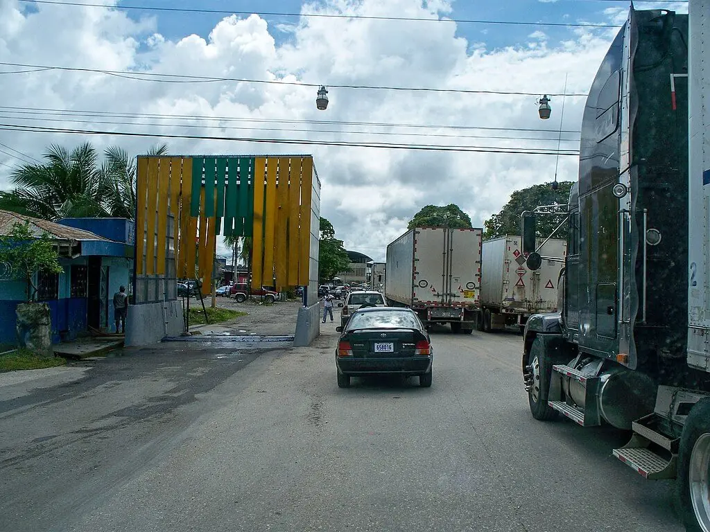 El Salvador to Honduras Border Crossing: Complete Guide 4 el salvador to honduras border crossing complete guide 1