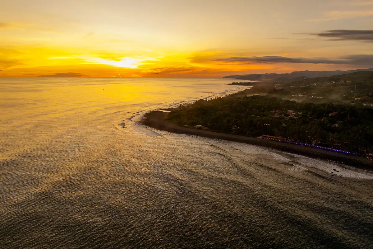 Punta Roca: The Complete El Salvador Surf Travel Guide 8 punta roca the complete el salvador surf travel guide 6