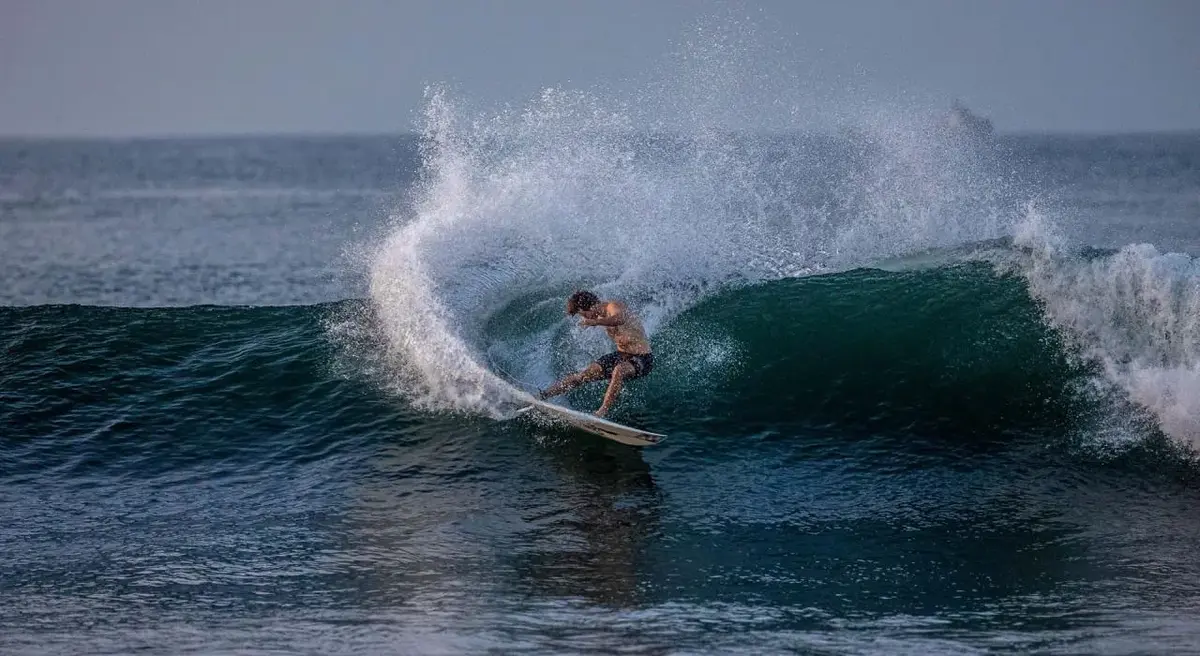 Punta Roca: The Complete El Salvador Surf Travel Guide 3 punta roca the complete el salvador surf travel guide