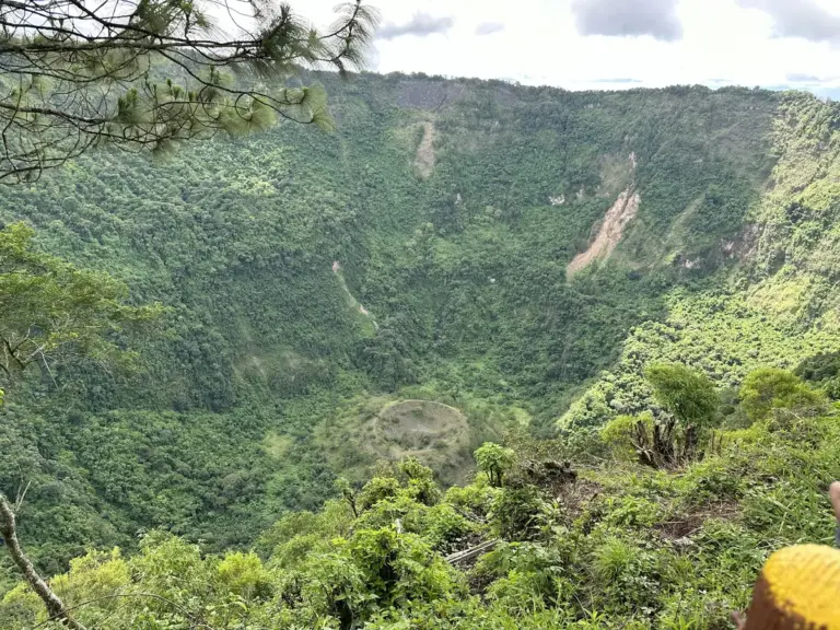 El Boquerón National Park: Guide to San Salvador’s Crater