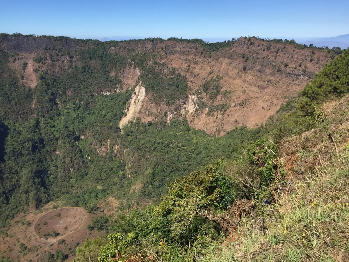 El Boquerón National Park: Guide to San Salvador's Crater 8 el boqueron national park guide to san salvadors crater 5